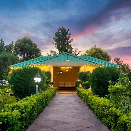 Tusk And Roar Corbett Resort, Jim Corbett Рамнаґар Екстер'єр фото